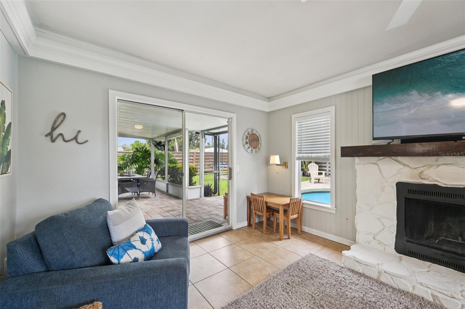 HENSONVILLE - Residential