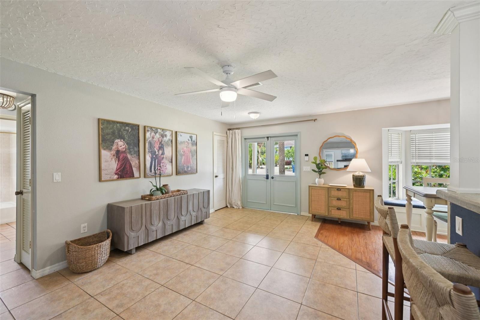 HENSONVILLE - Residential