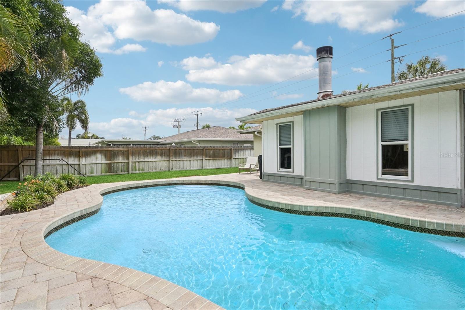HENSONVILLE - Residential
