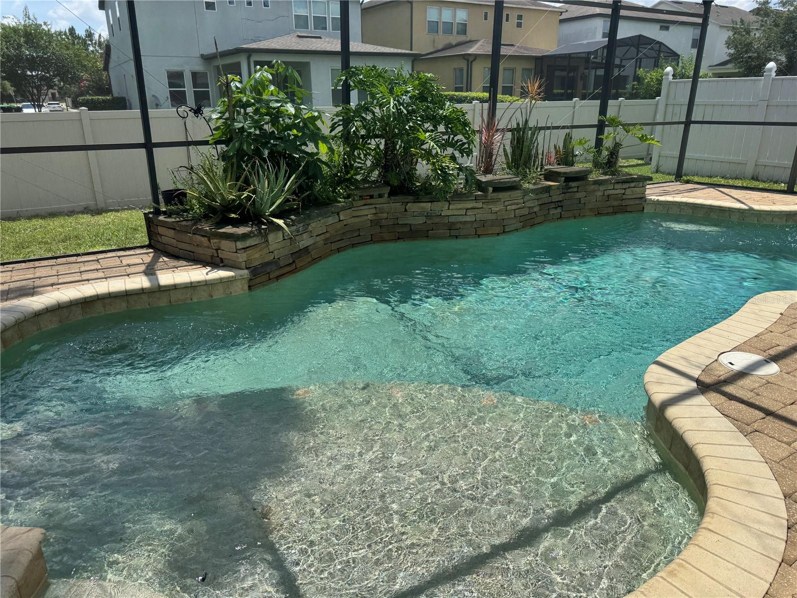 LAKES WINDERMERE PH 01 49 108 - Residential Lease