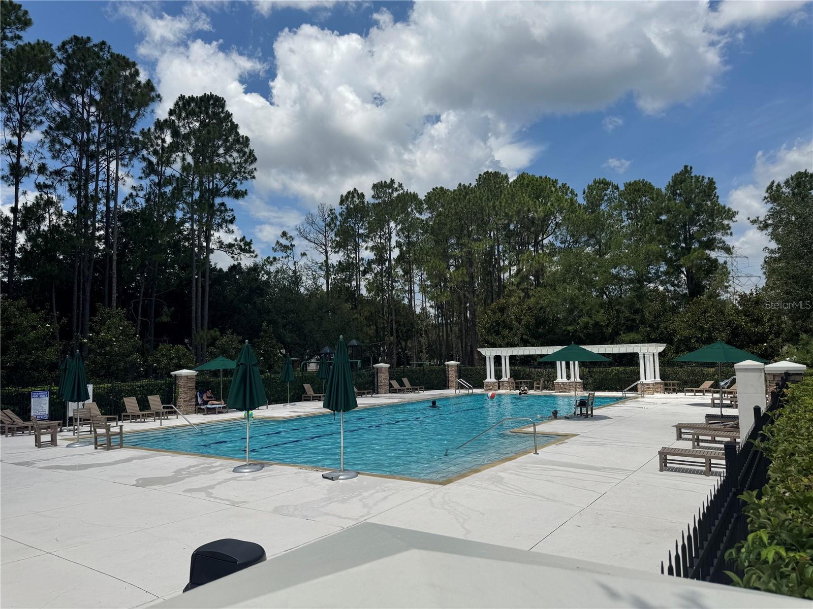 LAKES WINDERMERE PH 01 49 108 - Residential Lease