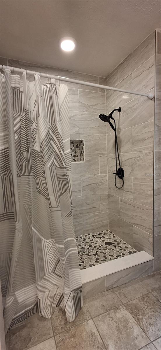 BONNIE BAY UNIT ONE - Residential