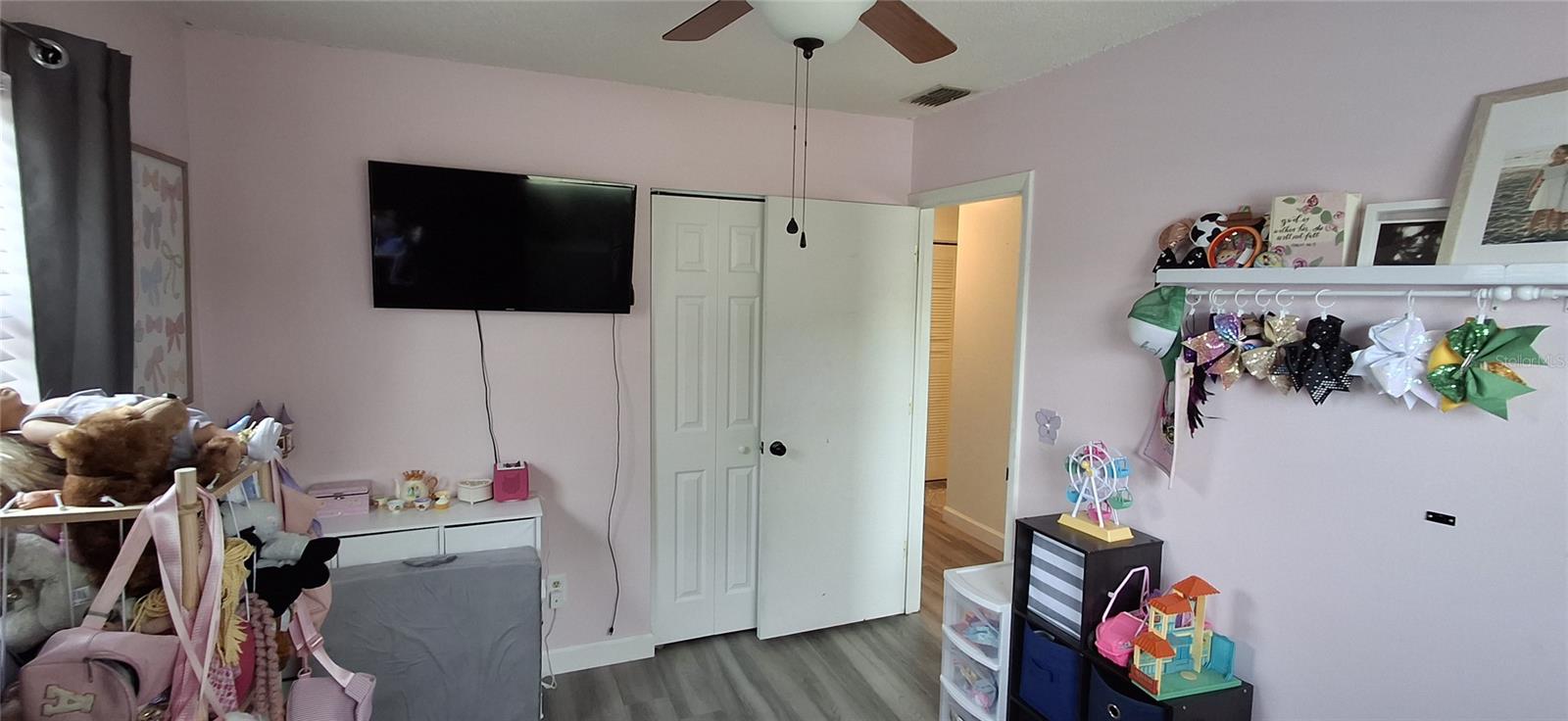 BONNIE BAY UNIT ONE - Residential