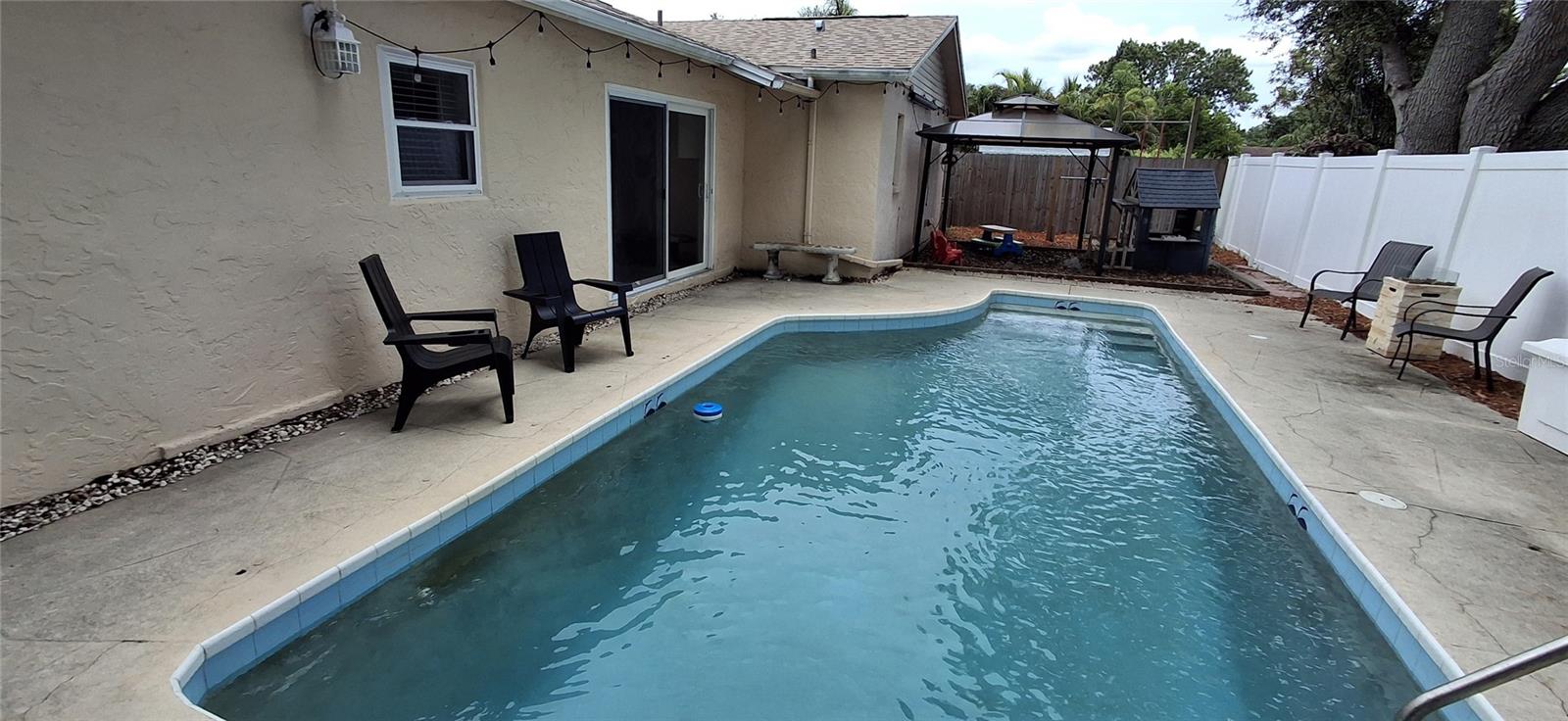 BONNIE BAY UNIT ONE - Residential