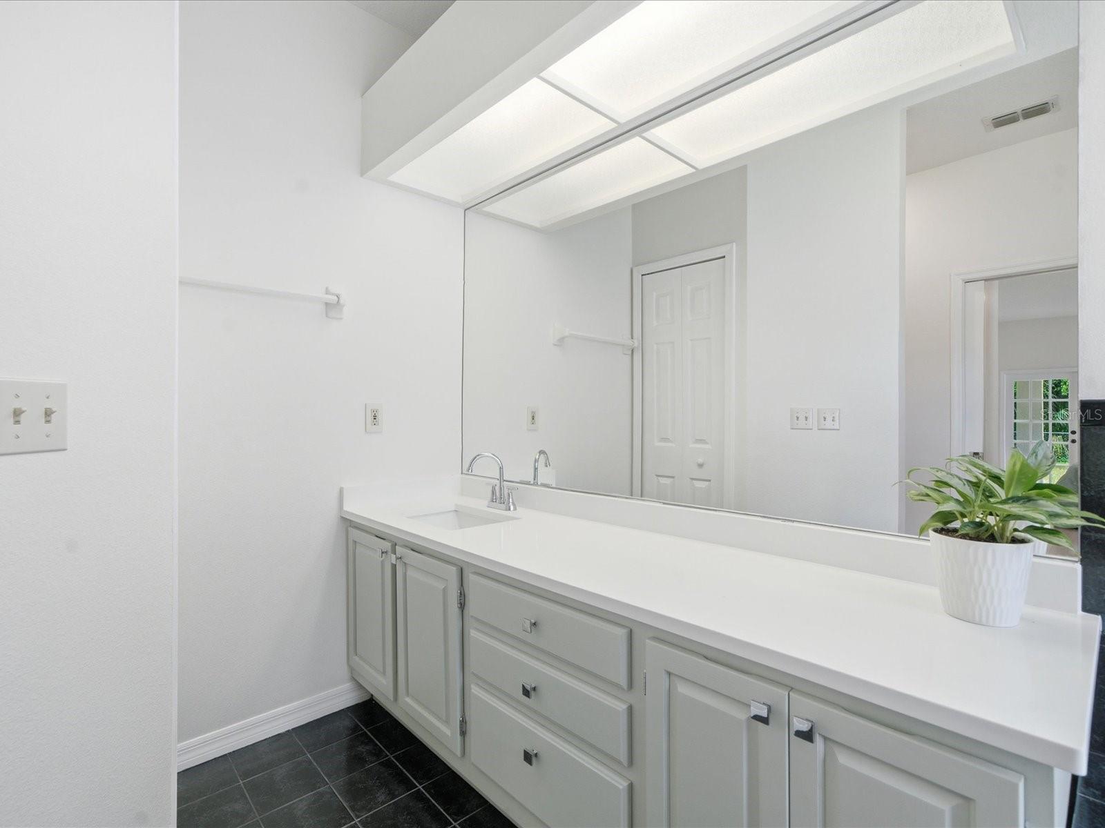 TAMPA DOWNS HEIGHTS - Residential