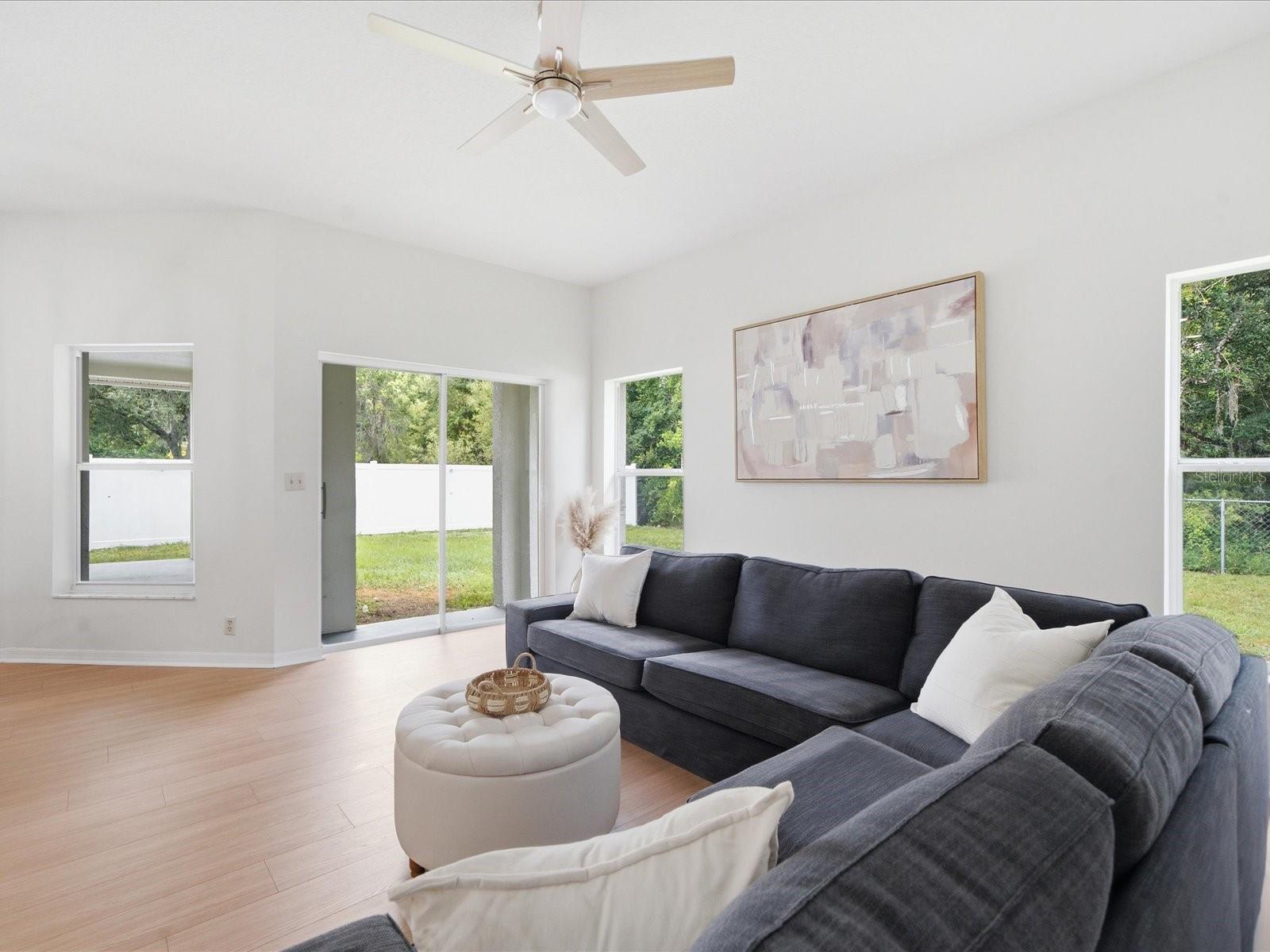 TAMPA DOWNS HEIGHTS - Residential
