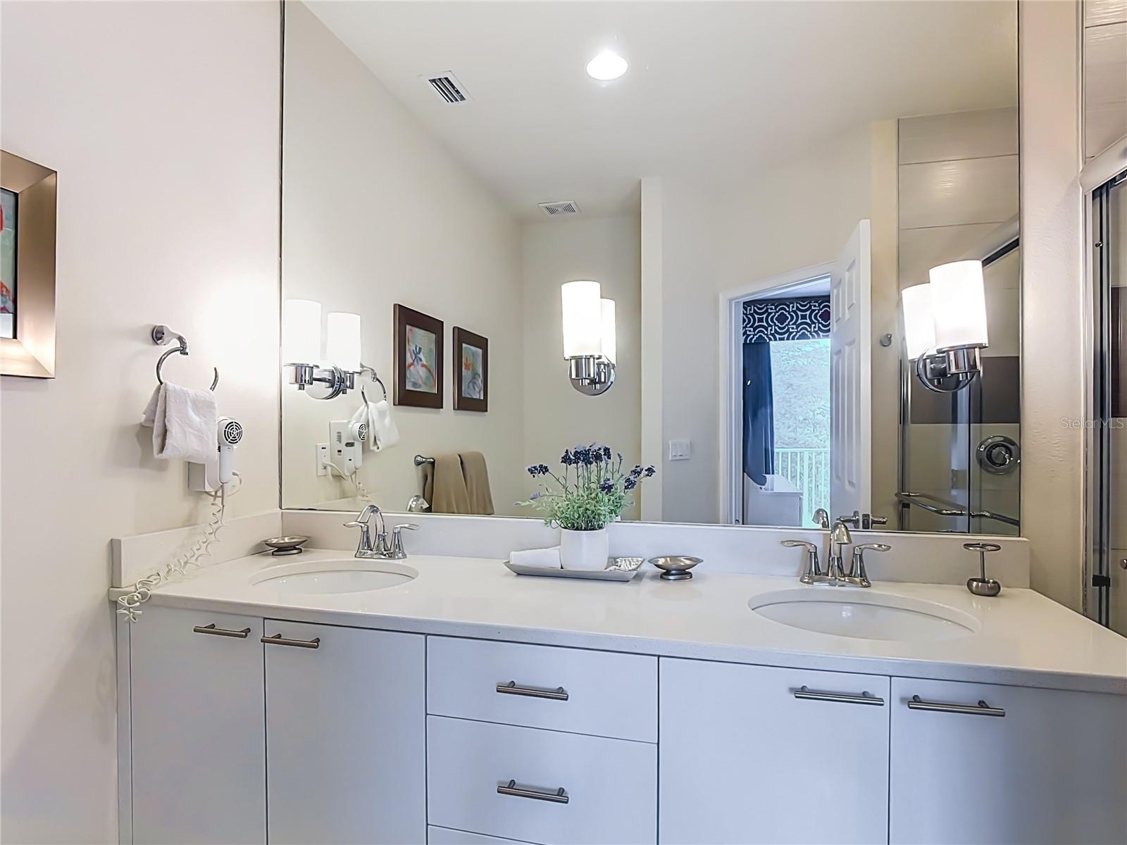 RETREAT AT SILVER CREEK - Residential