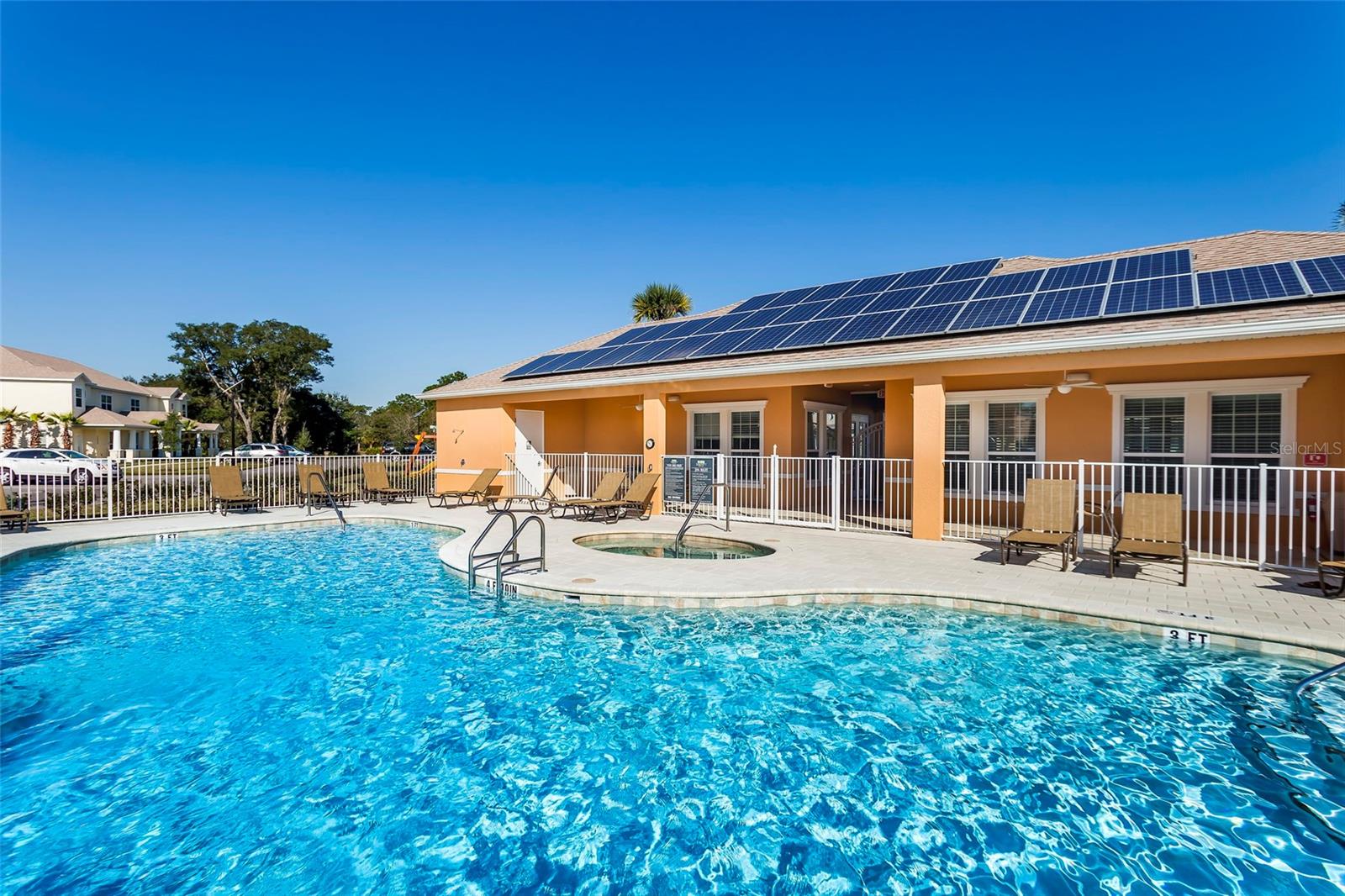 RETREAT AT SILVER CREEK - Residential