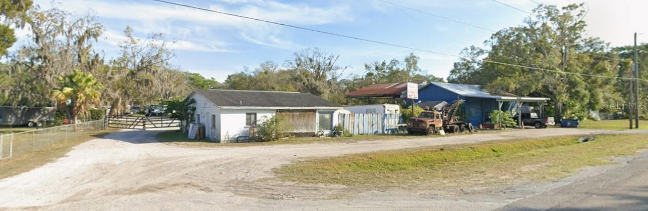 ACREAGE - Commercial Sale