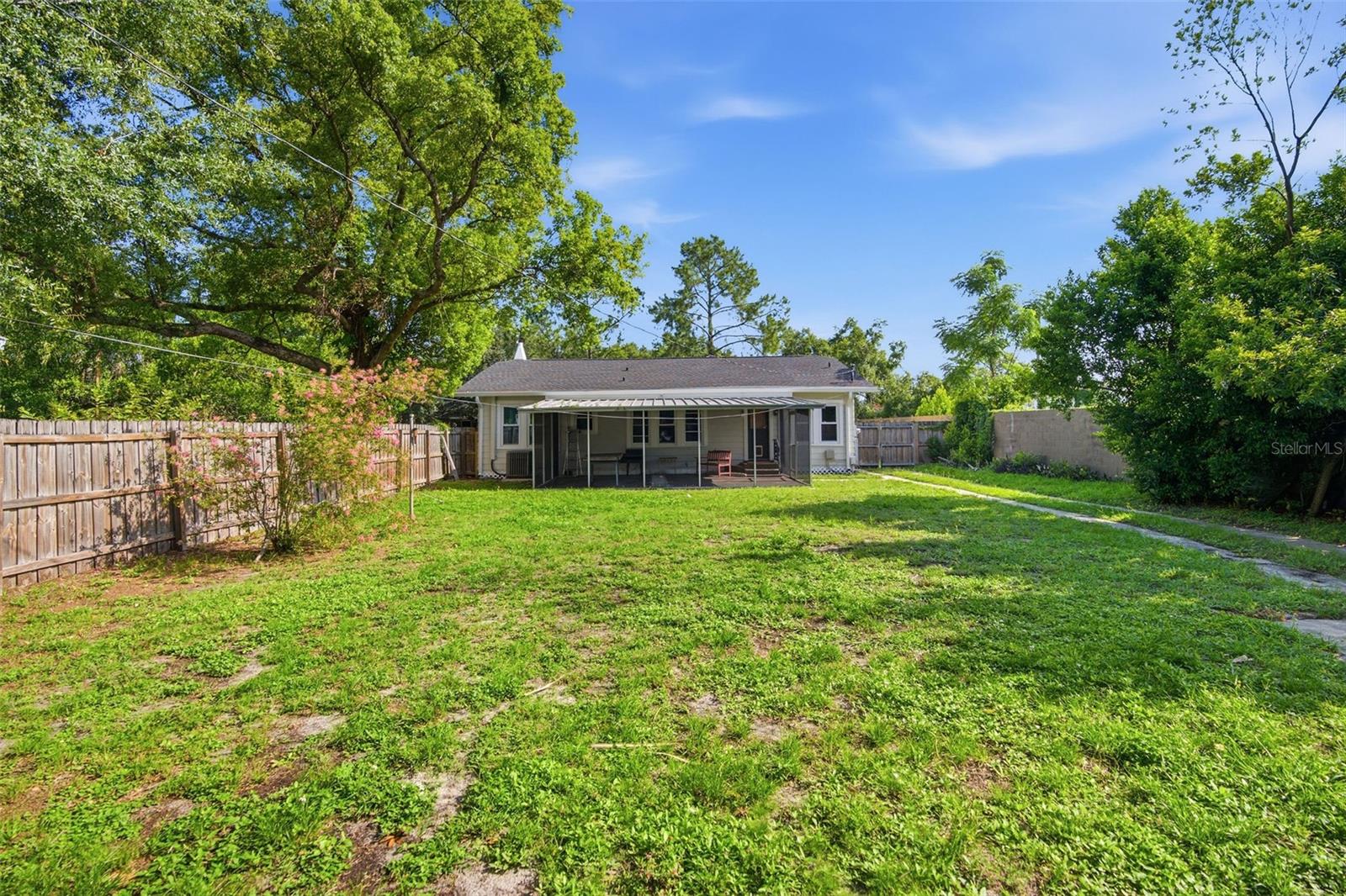 WEST SUWANEE HEIGHTS - Residential