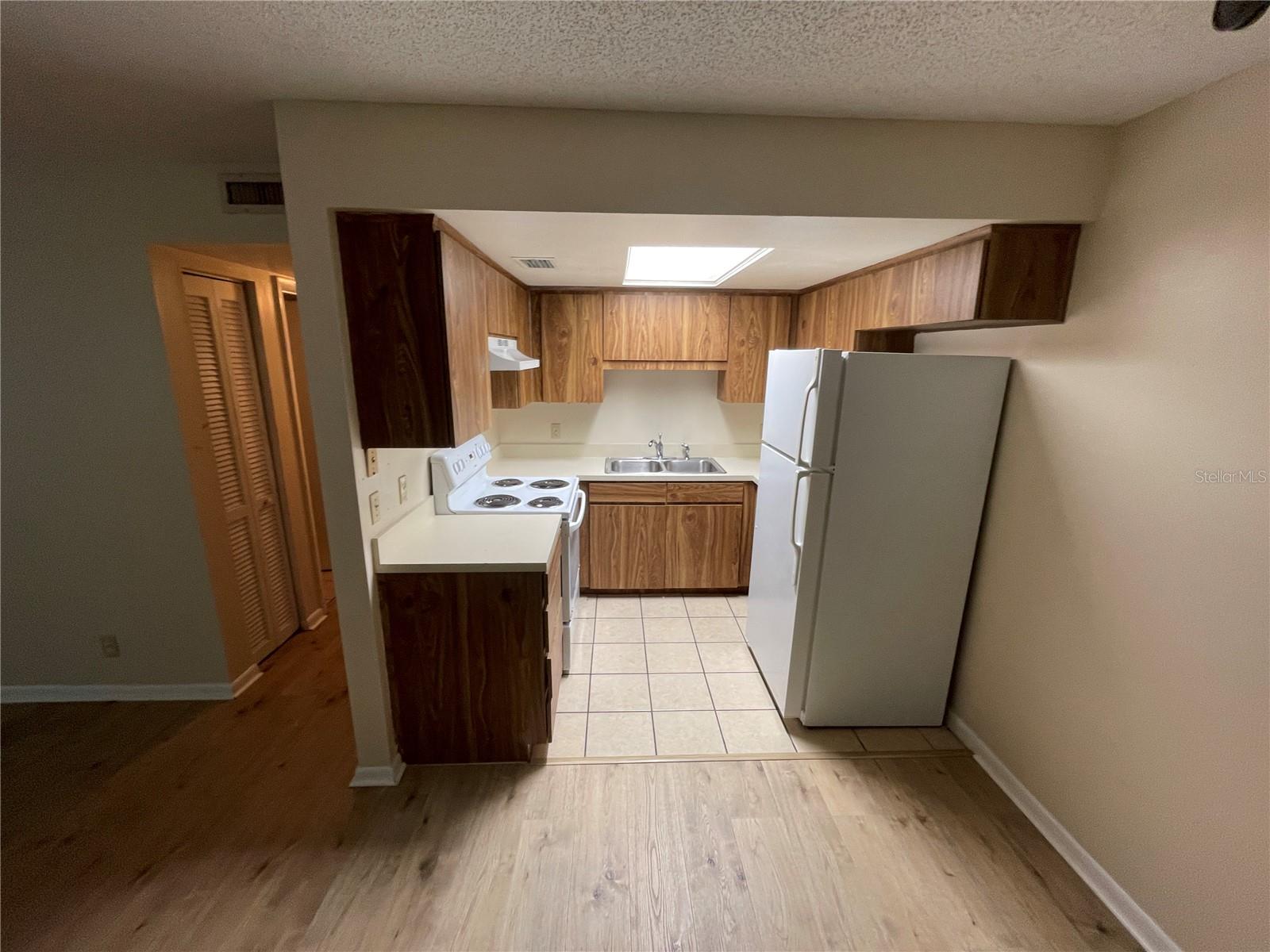 MORTONS ADD - Residential Lease