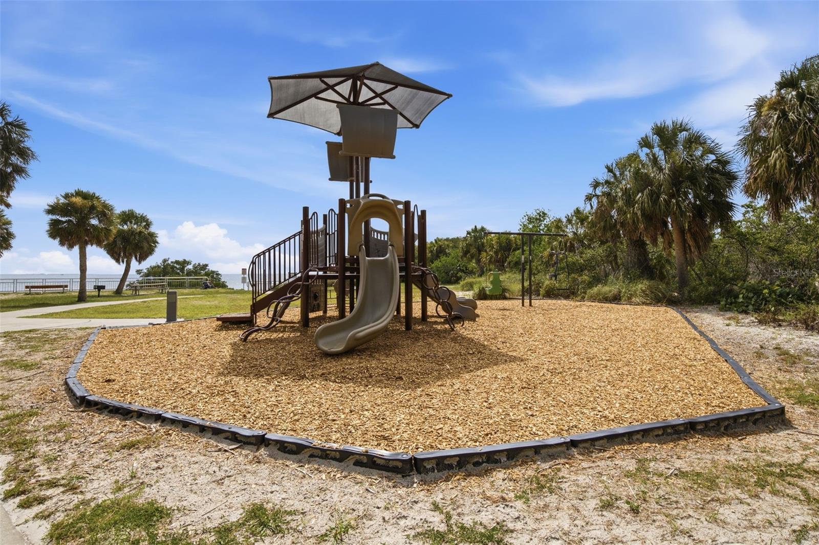GULF HARBORS CONDO SEC 18 - Residential
