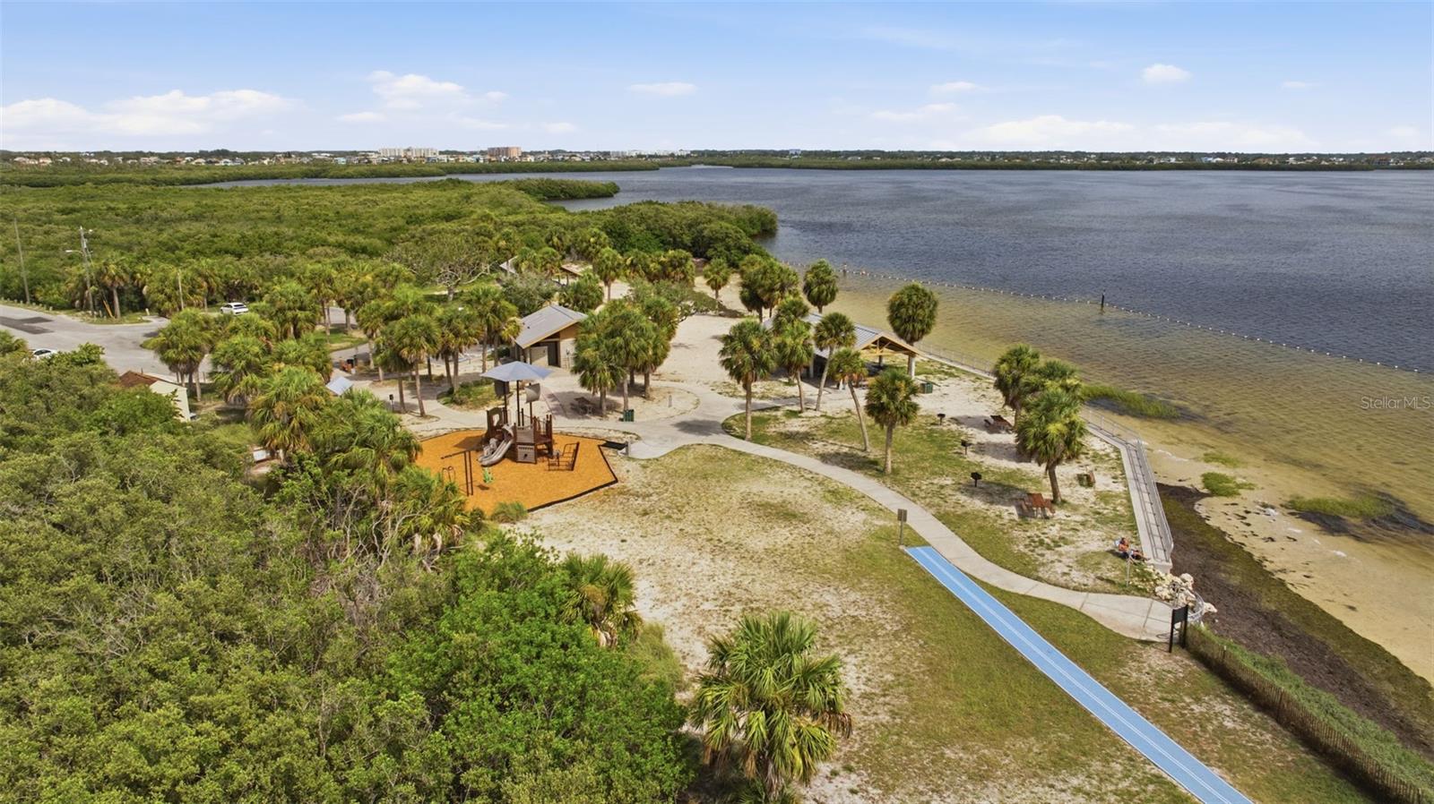 GULF HARBORS CONDO SEC 18 - Residential