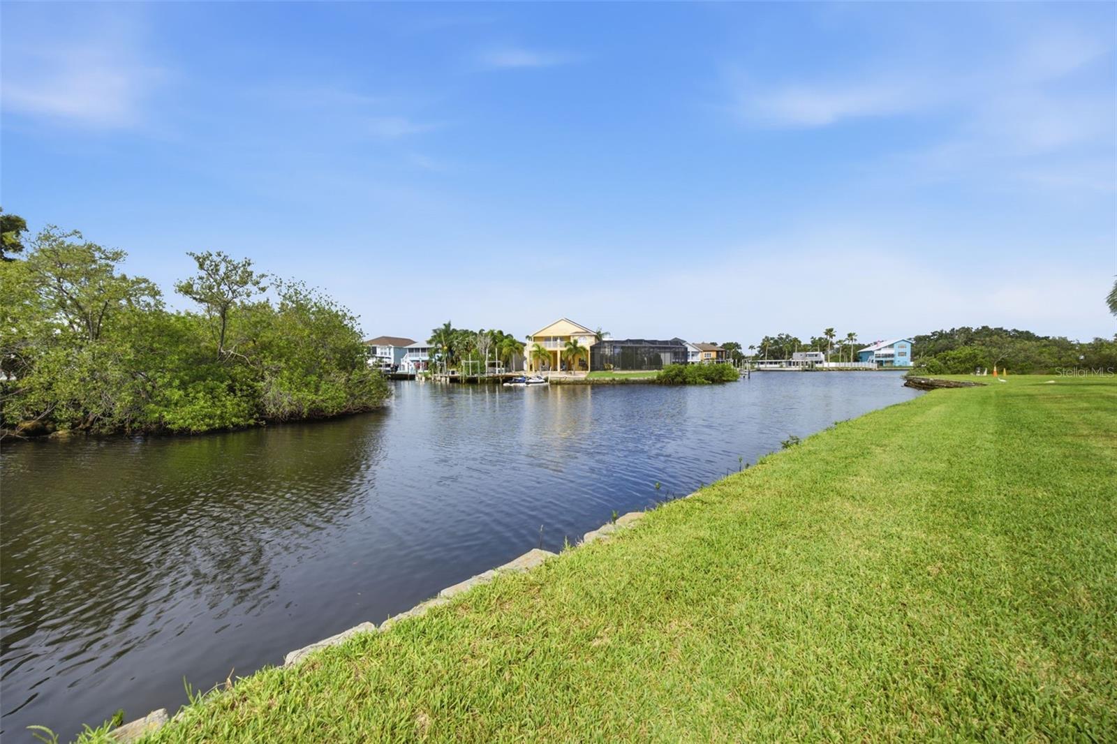 GULF HARBORS CONDO SEC 18 - Residential
