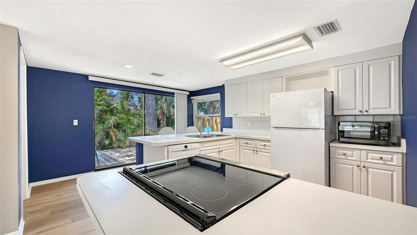 GULF GATE - Residential