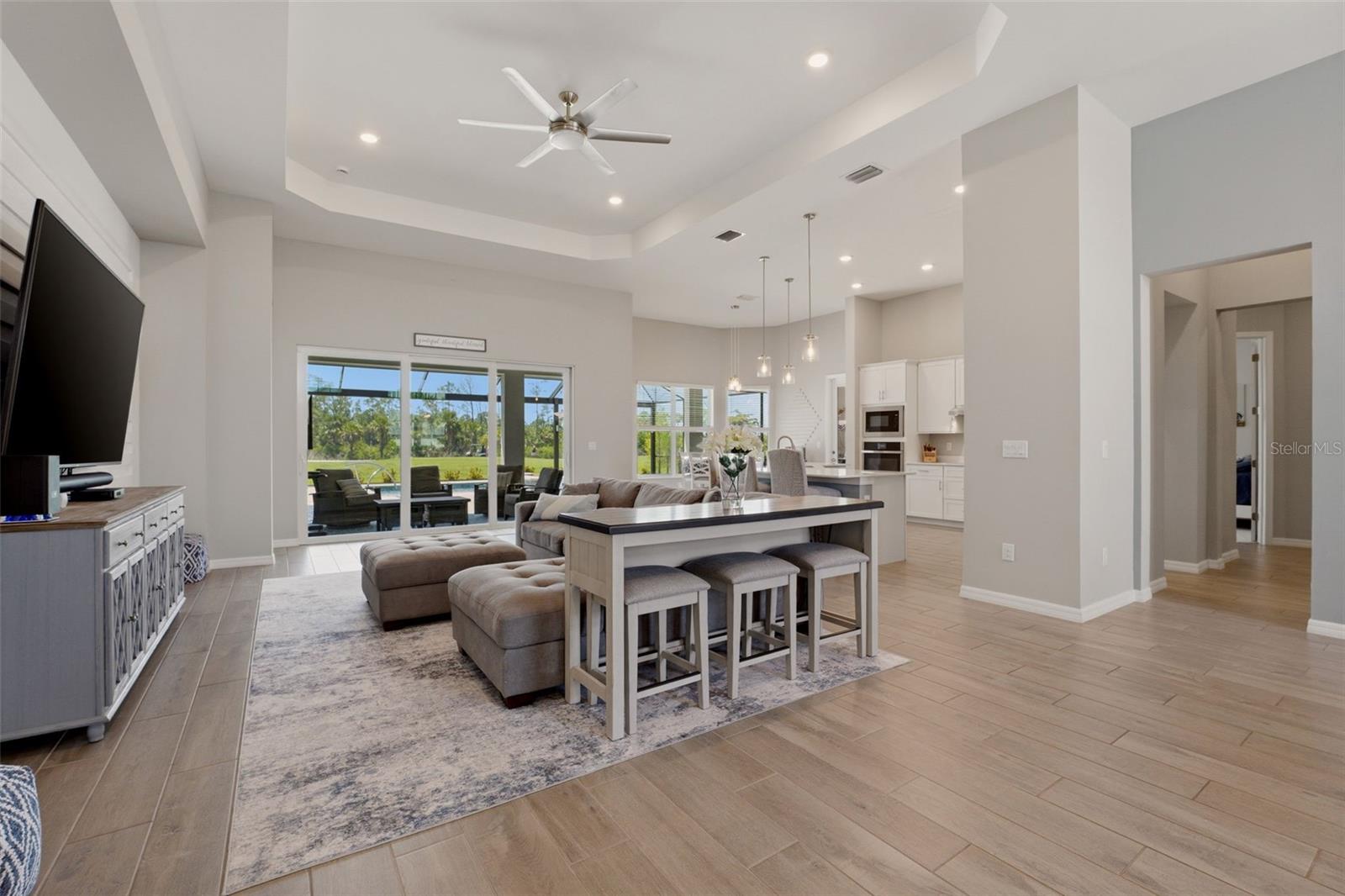 WELLEN PARK GOLF & COUNTRY CLUB - Residential