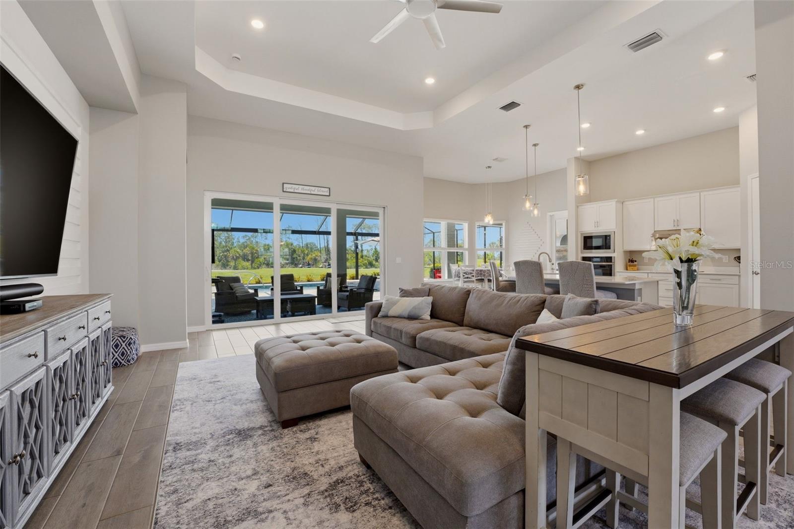 WELLEN PARK GOLF & COUNTRY CLUB - Residential