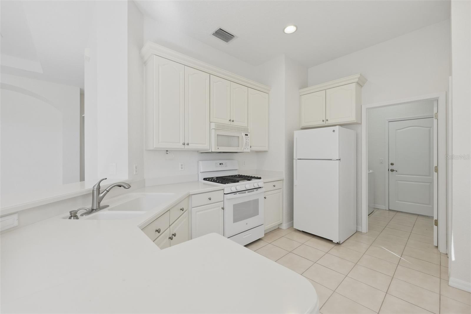 SUN CITY CENTER UNIT 270 - Residential