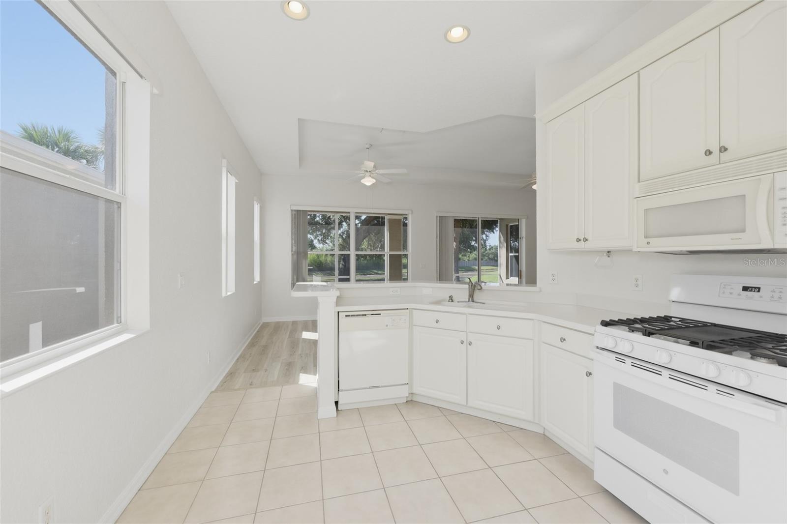 SUN CITY CENTER UNIT 270 - Residential