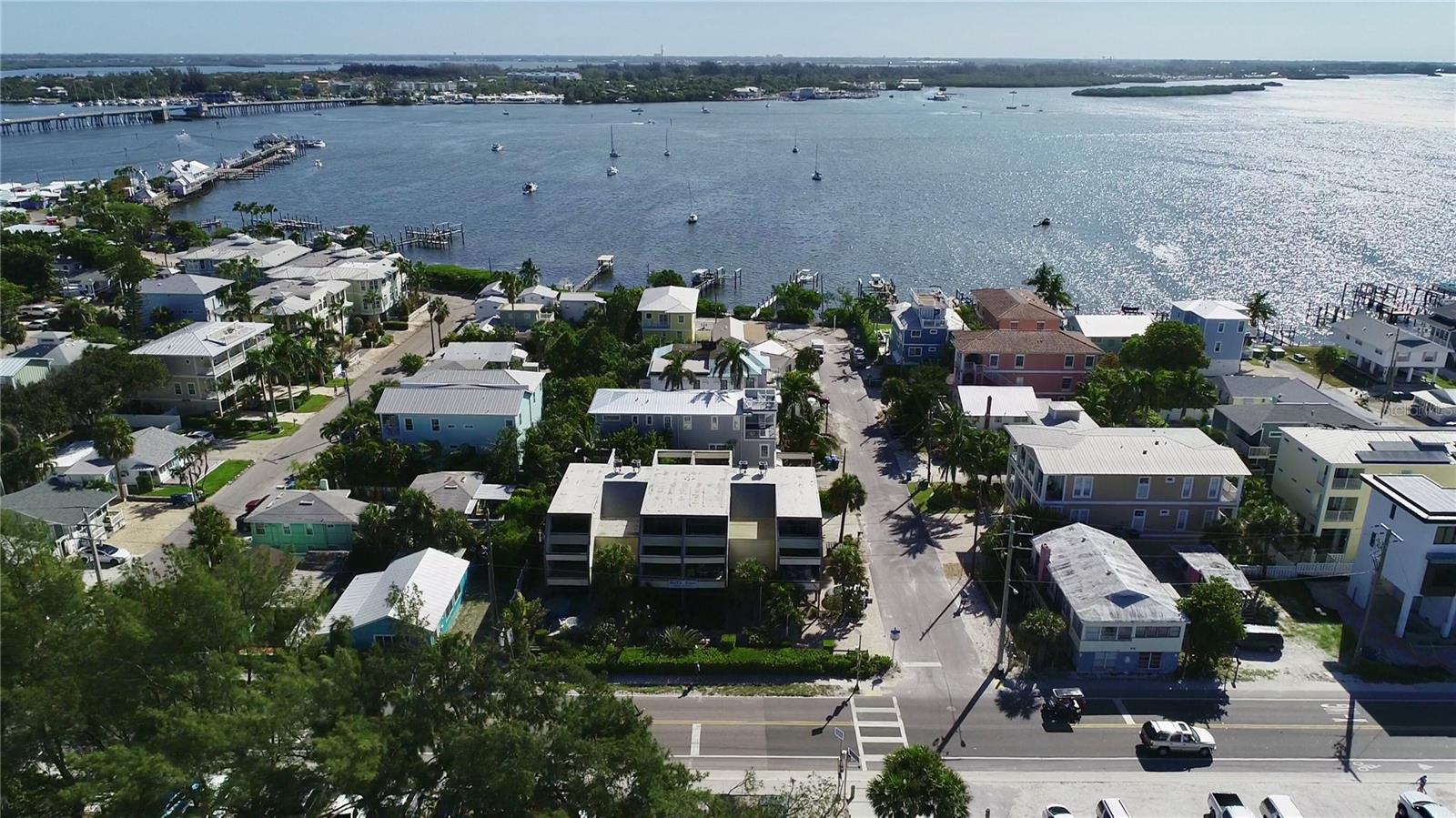 CORTEZ BEACH - Residential