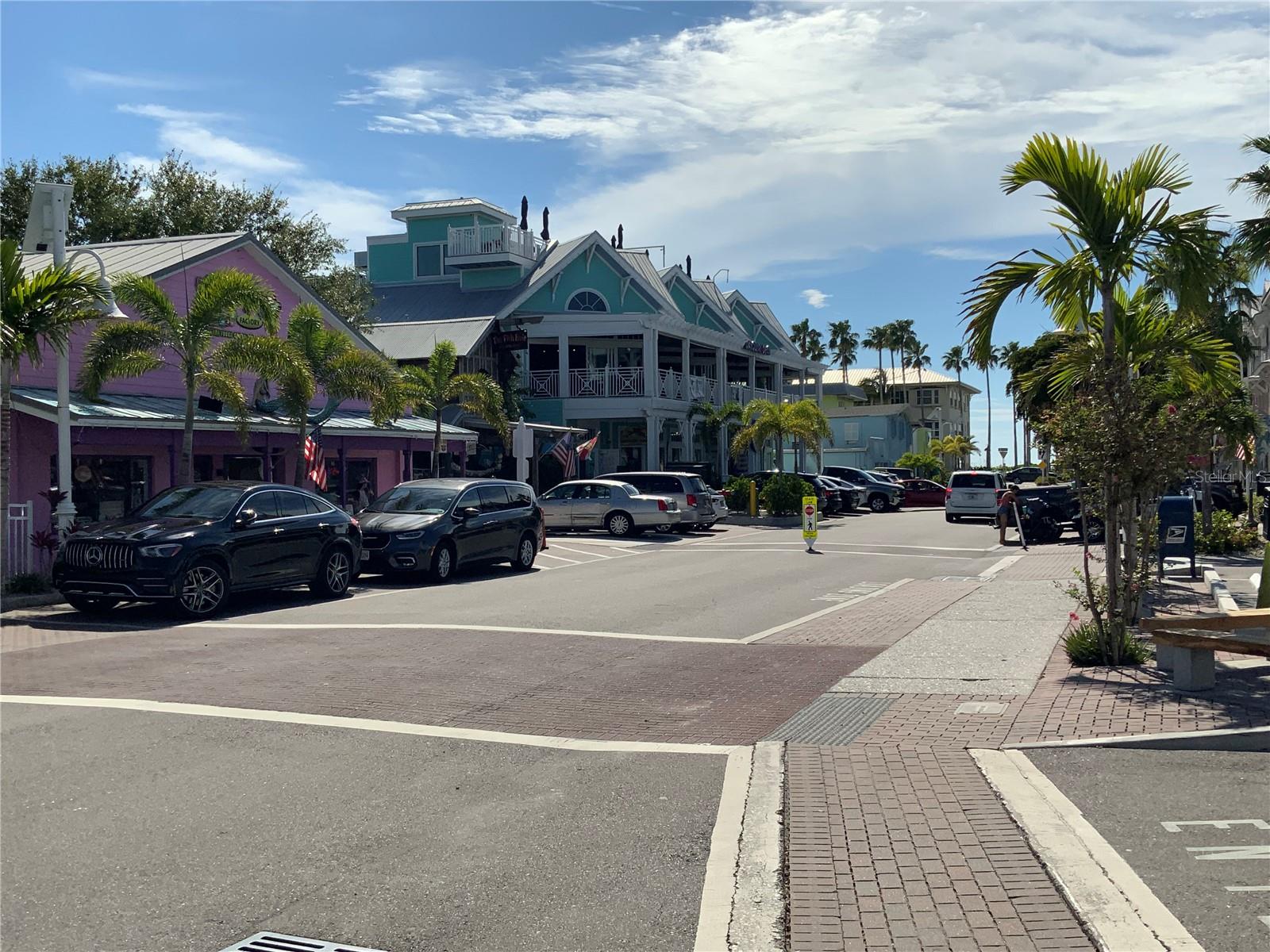 CORTEZ BEACH - Residential