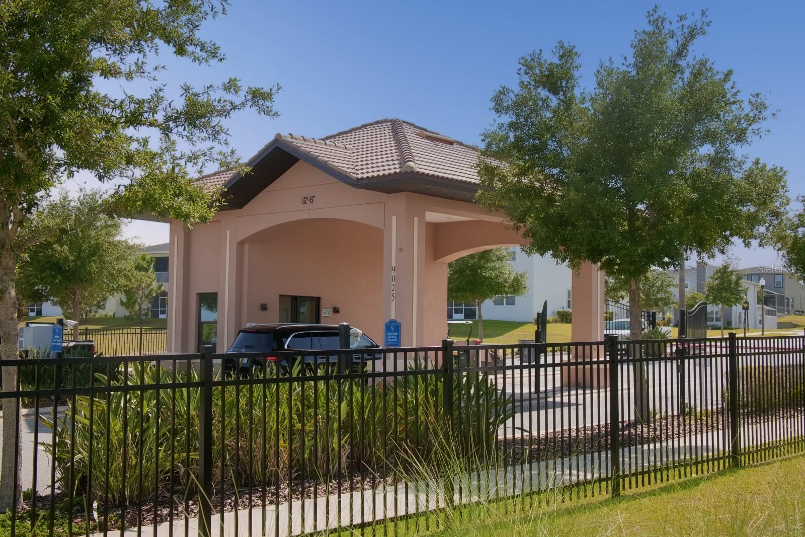 CHAMPIONSGATE 3 24 TH STR - Residential