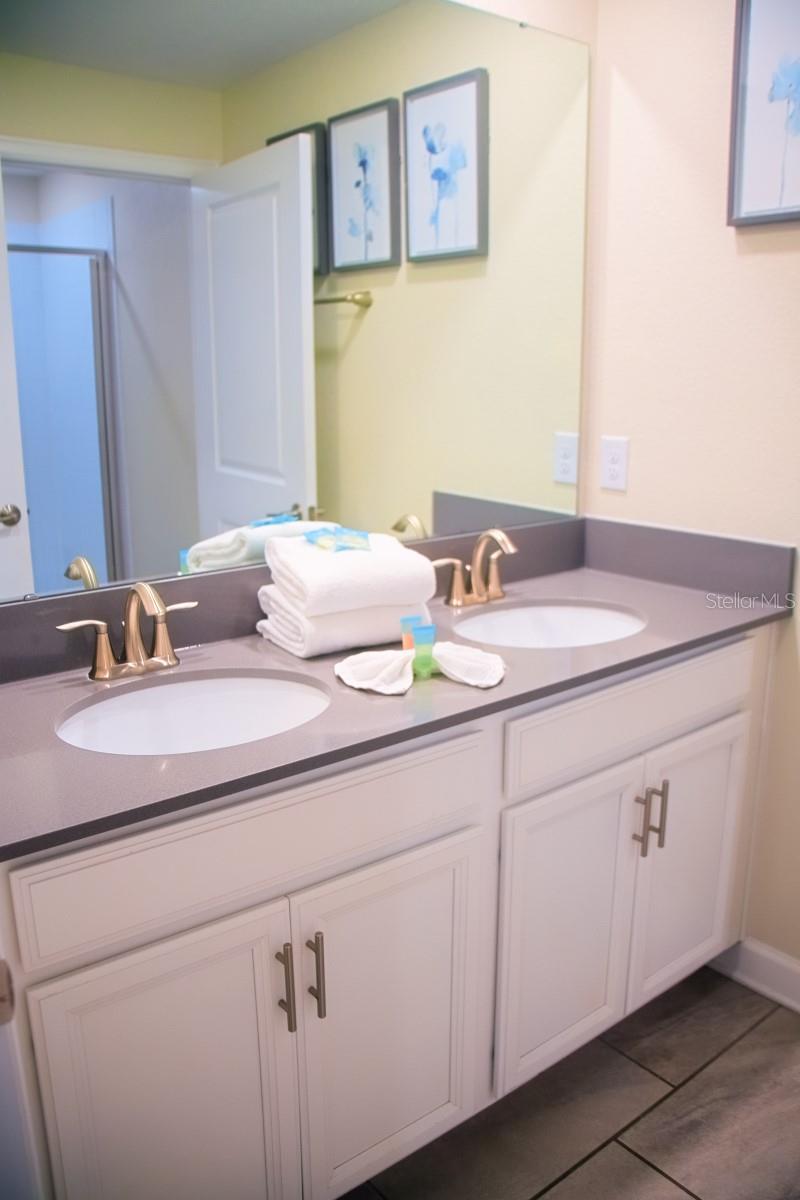 CHAMPIONSGATE 3 24 TH STR - Residential