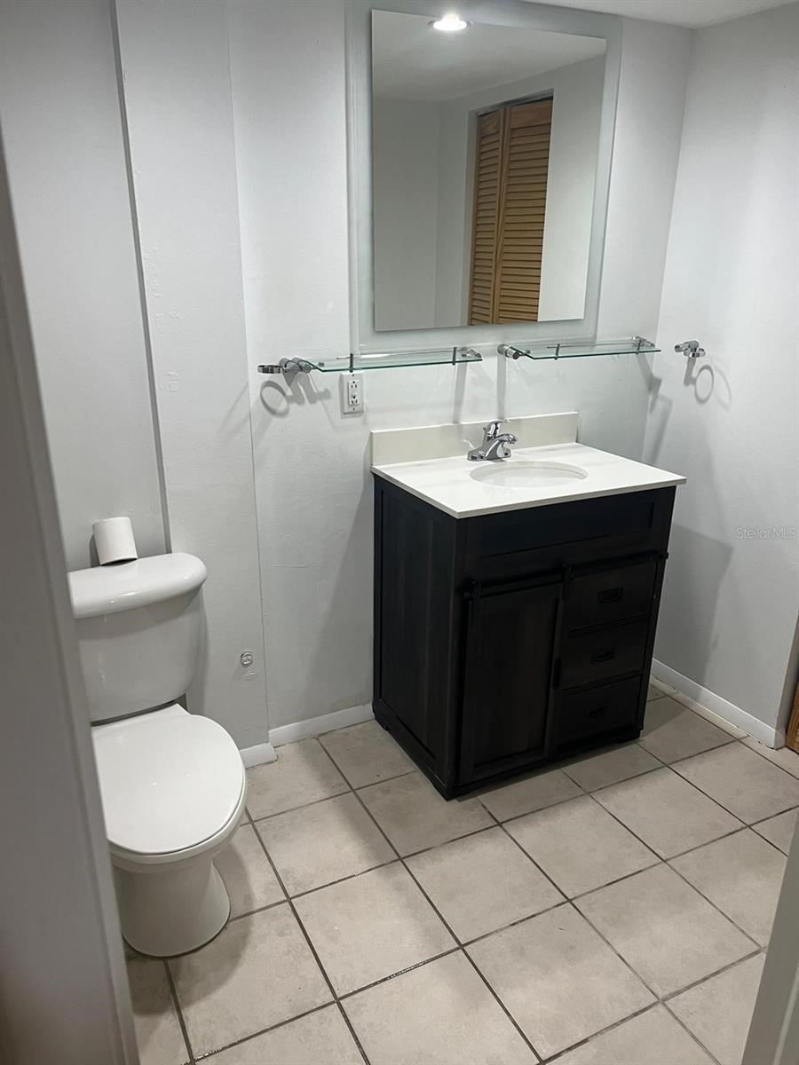 LAKESIDE CROSSING CONDO - Residential Lease