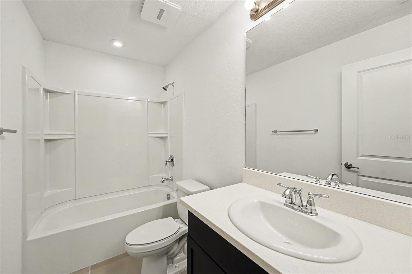ARTISAN LAKES PRCL J PH I & II - Residential
