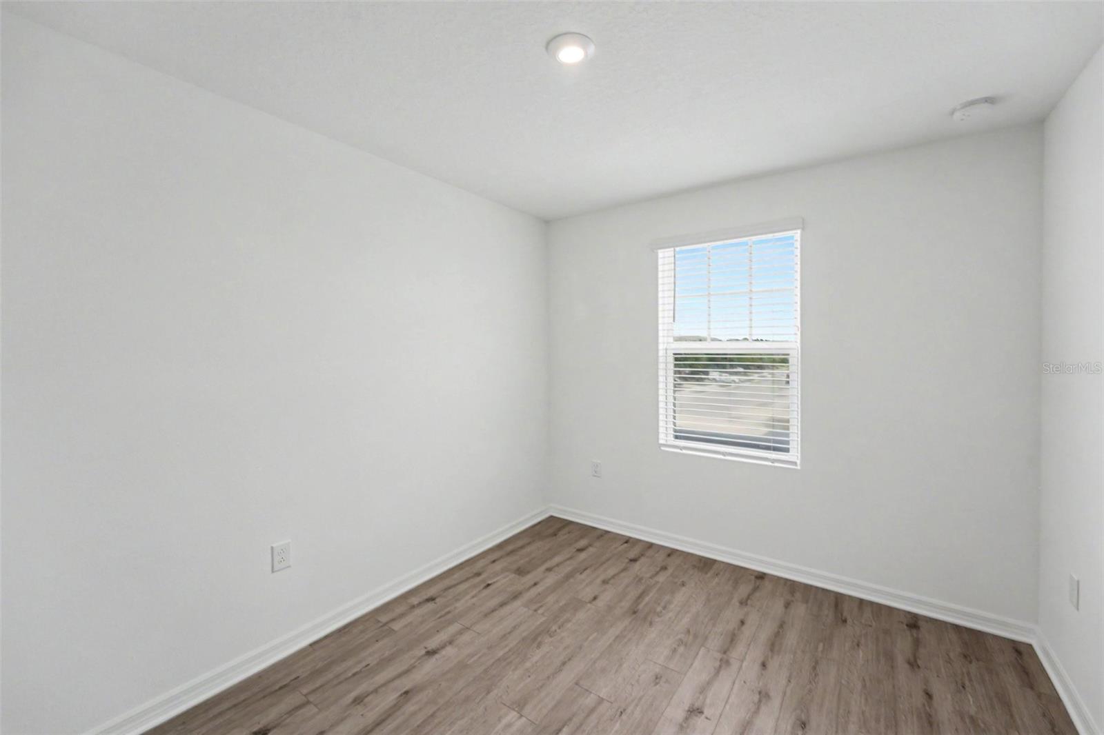ARTISAN LAKES PRCL J PH I & II - Residential