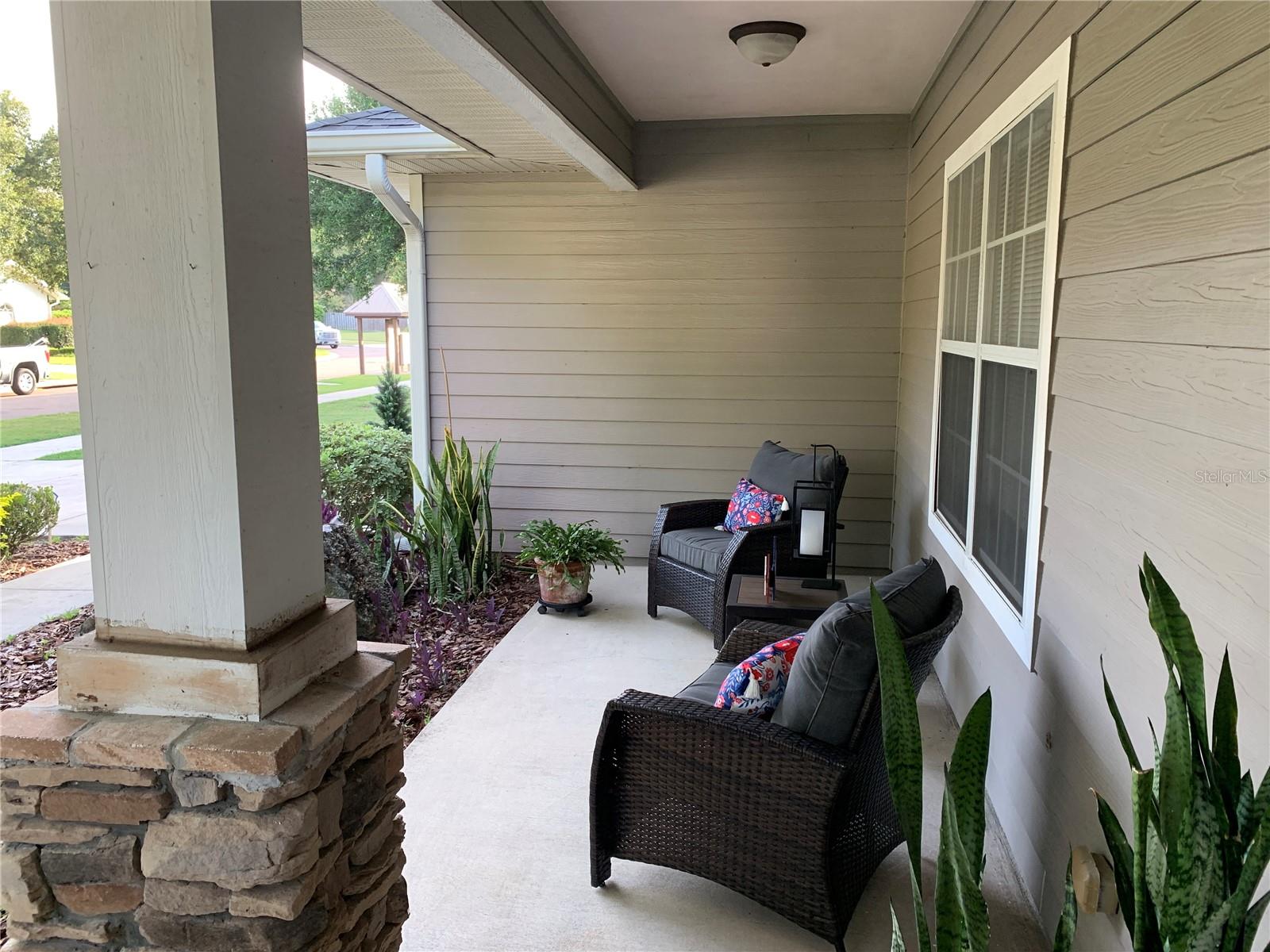 STRAWBERRY FIELDS - Residential