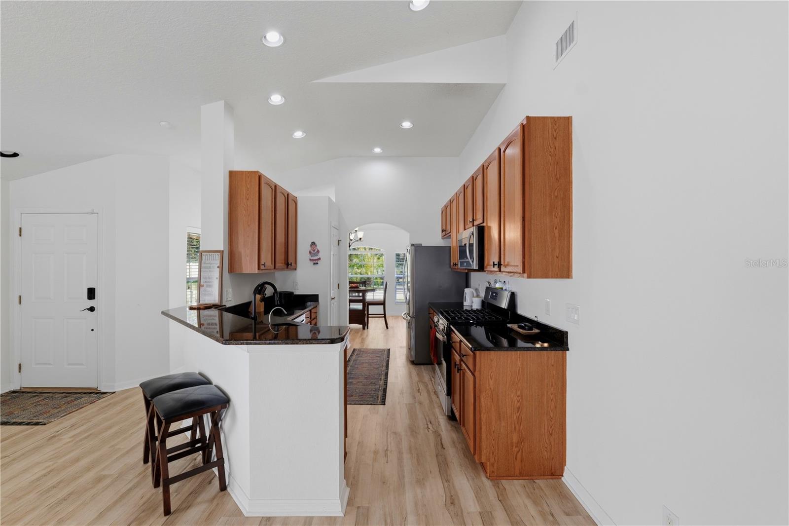 LAKESHORE RANCH PH I - Residential