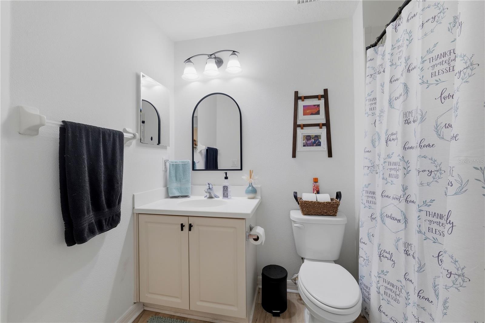 LAKESHORE RANCH PH I - Residential