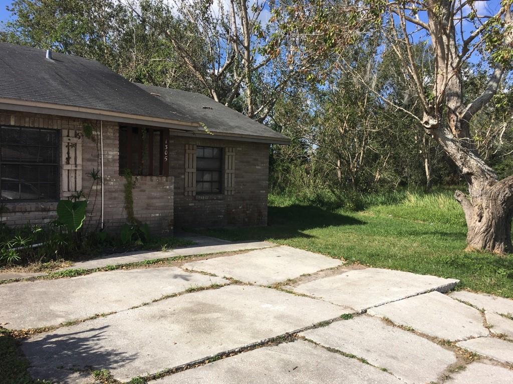 GOLFVIEW MANOR - Residential Income