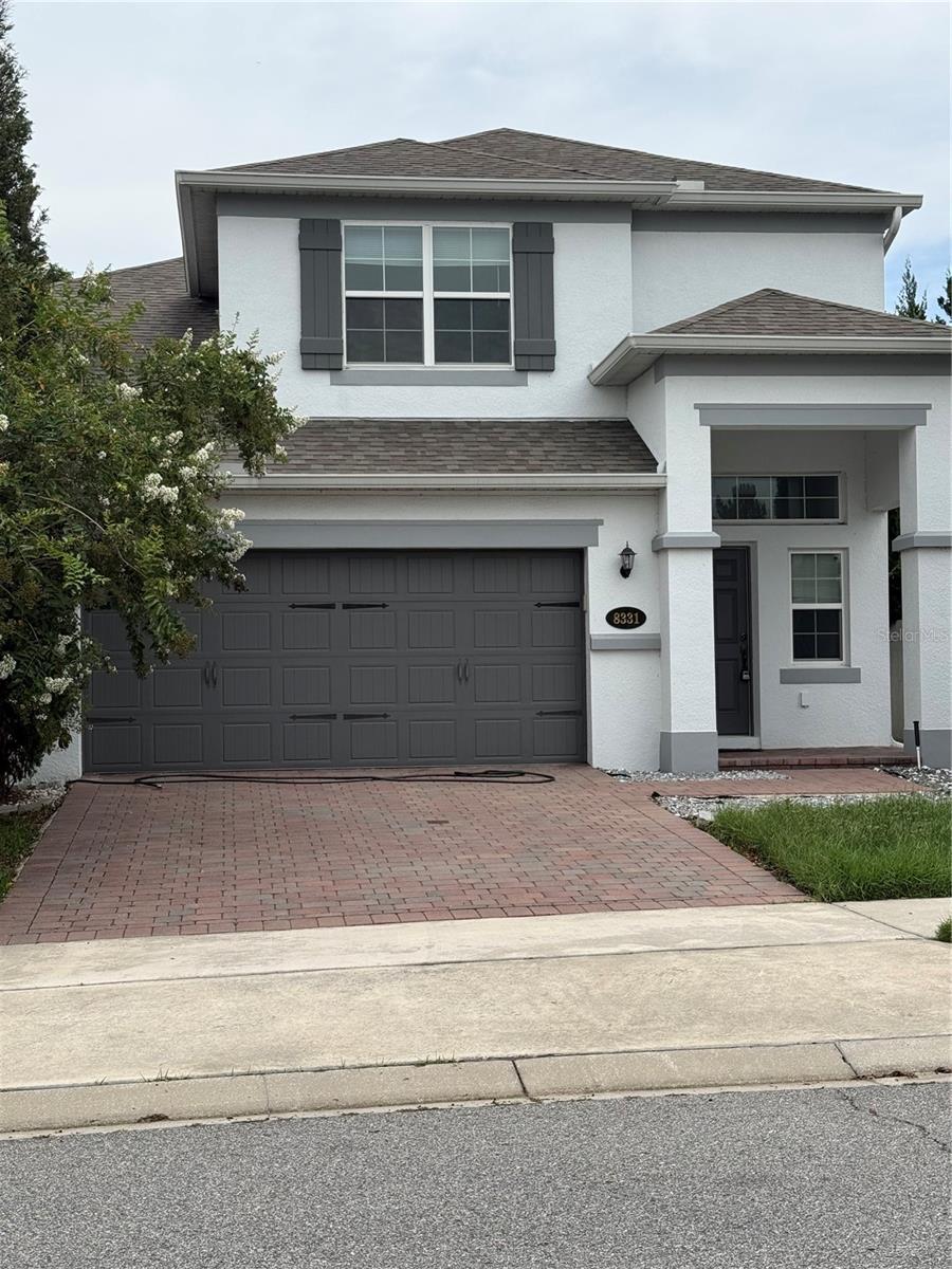DEANS CROSSING - Residential
