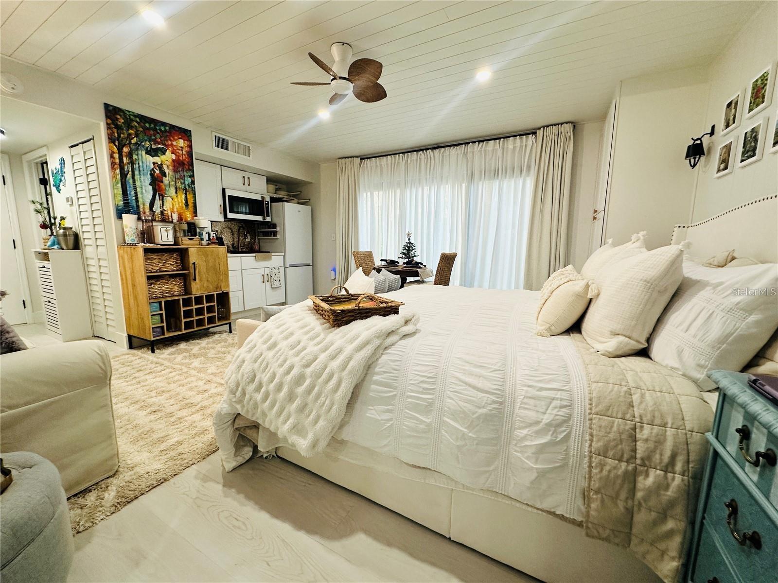 BAHIA VISTA GULF - Residential