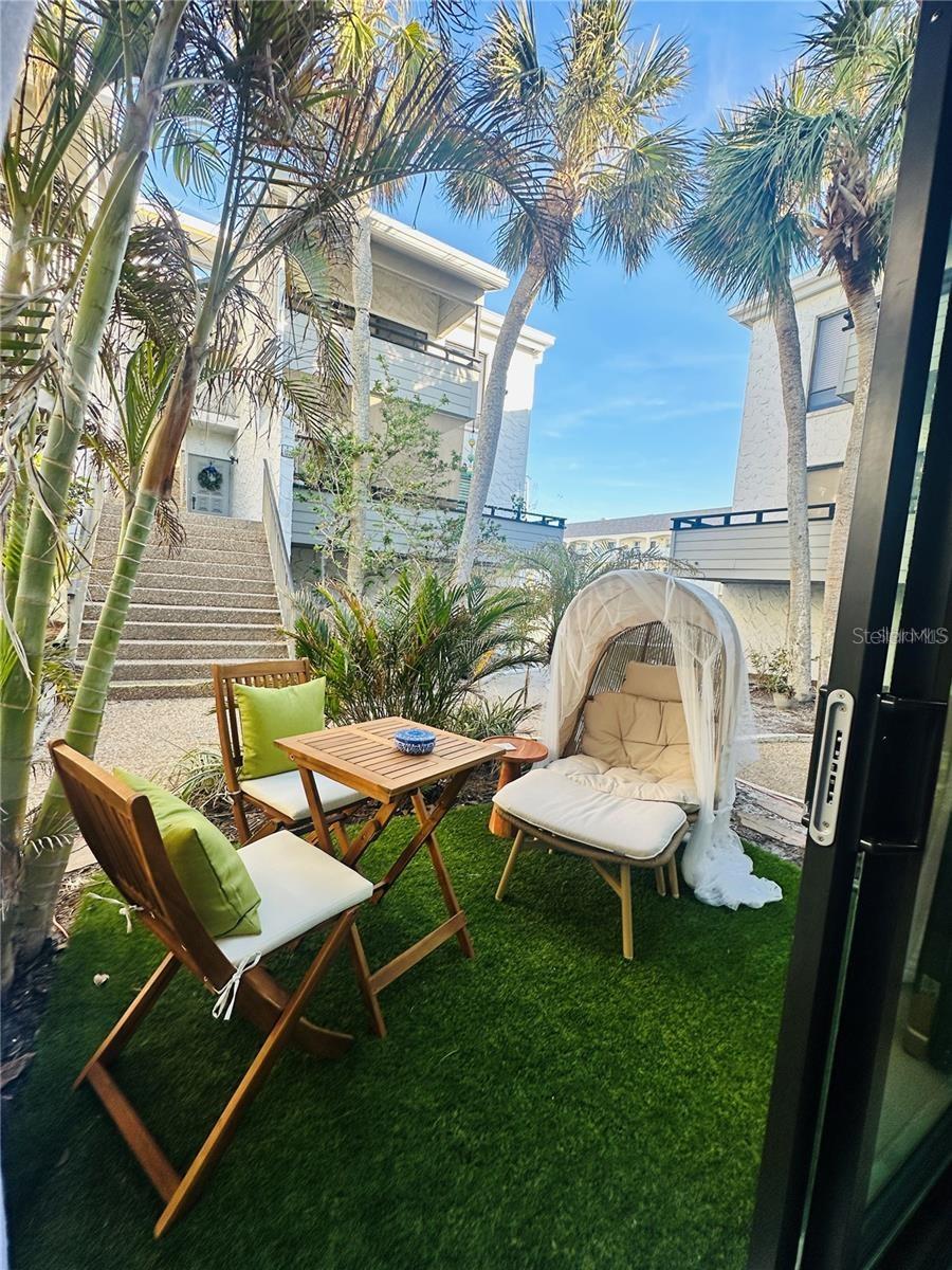 BAHIA VISTA GULF - Residential