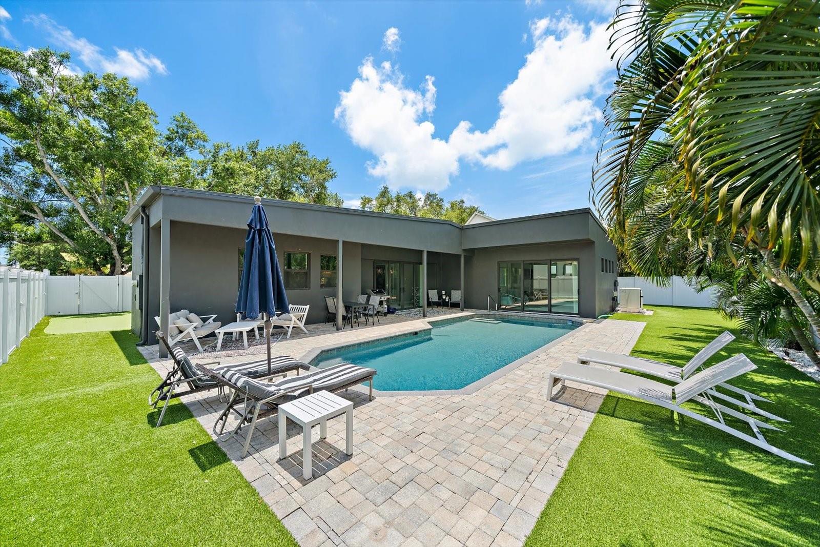 HARTLAND PARK - Residential