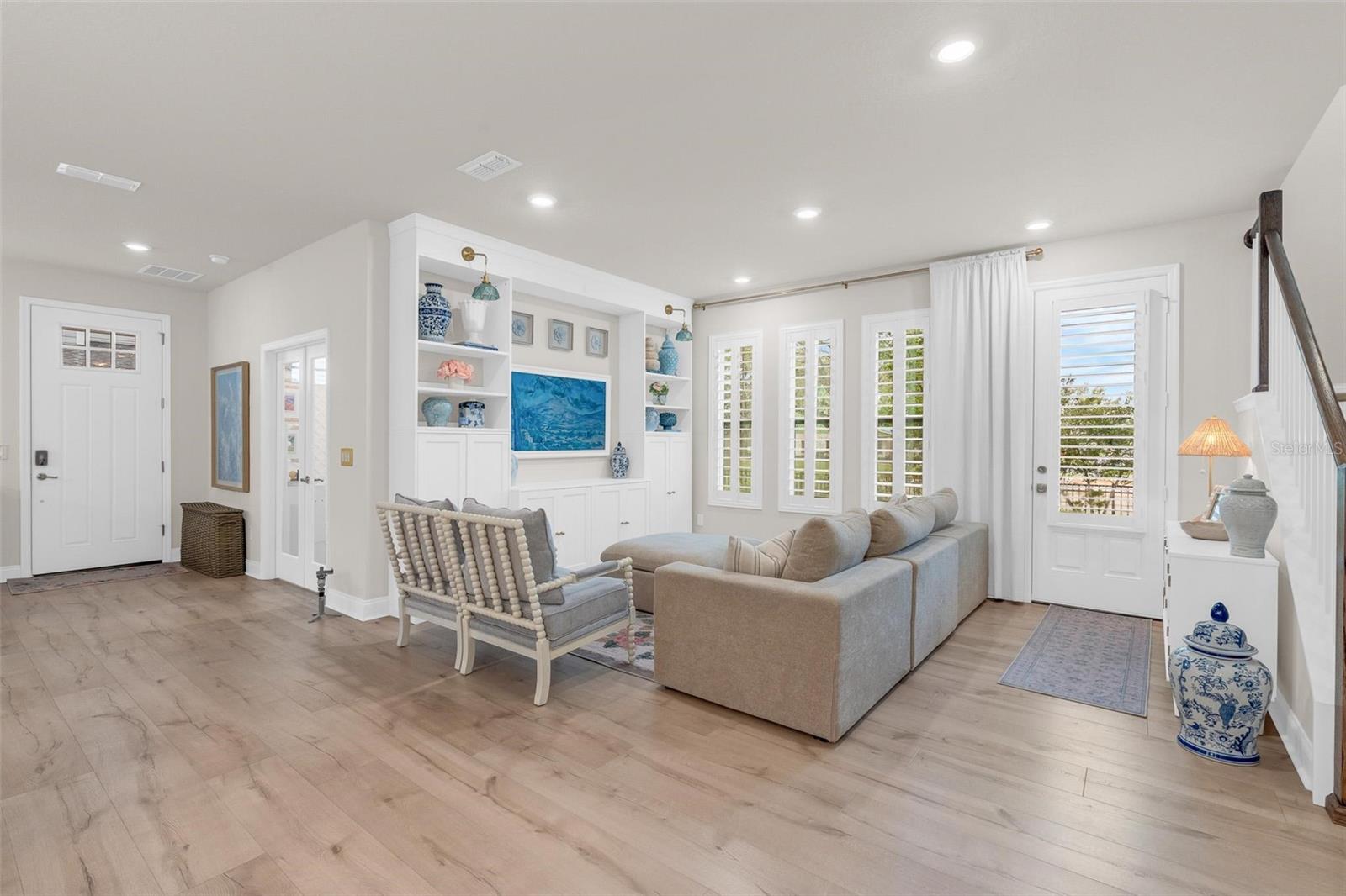 OAKLAND PARK - Residential