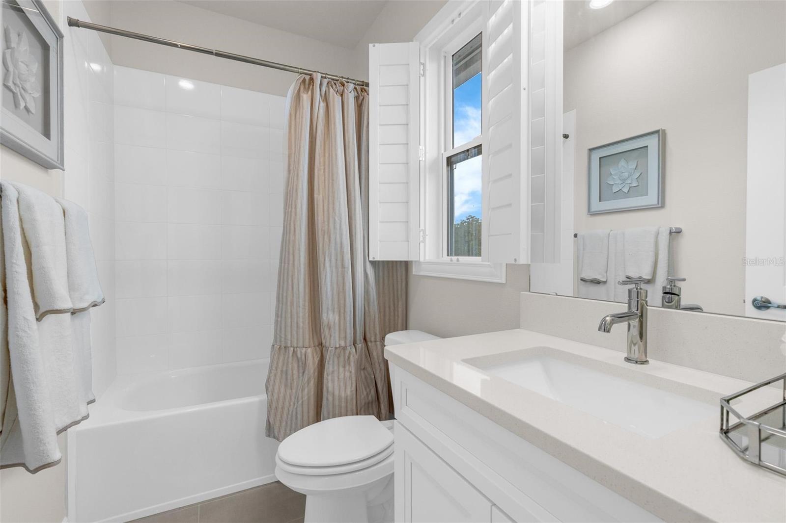 OAKLAND PARK - Residential