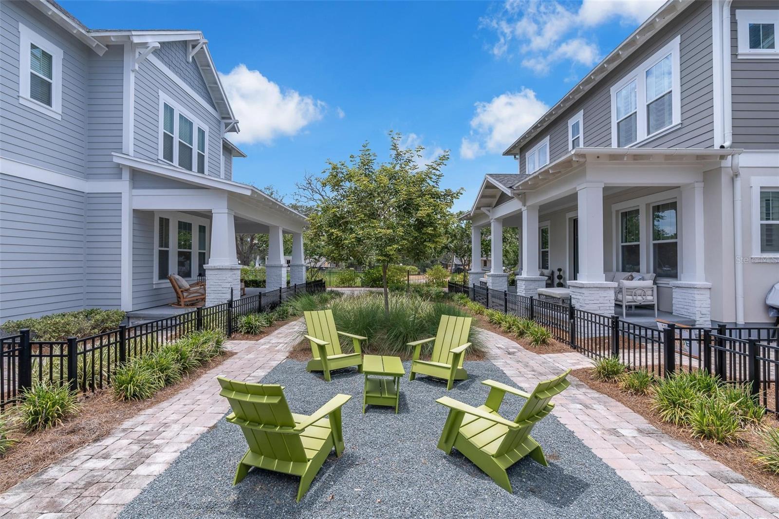 OAKLAND PARK - Residential