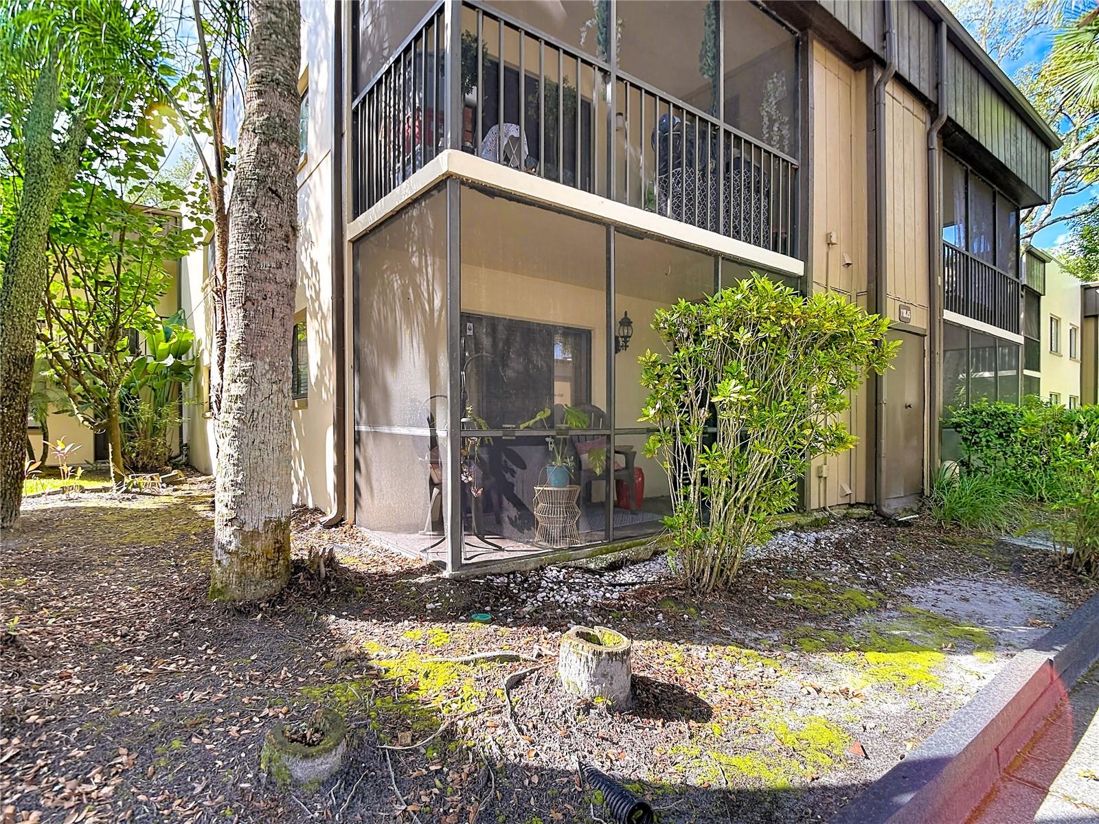 RAINTREE VILLAGE CONDO N - Residential