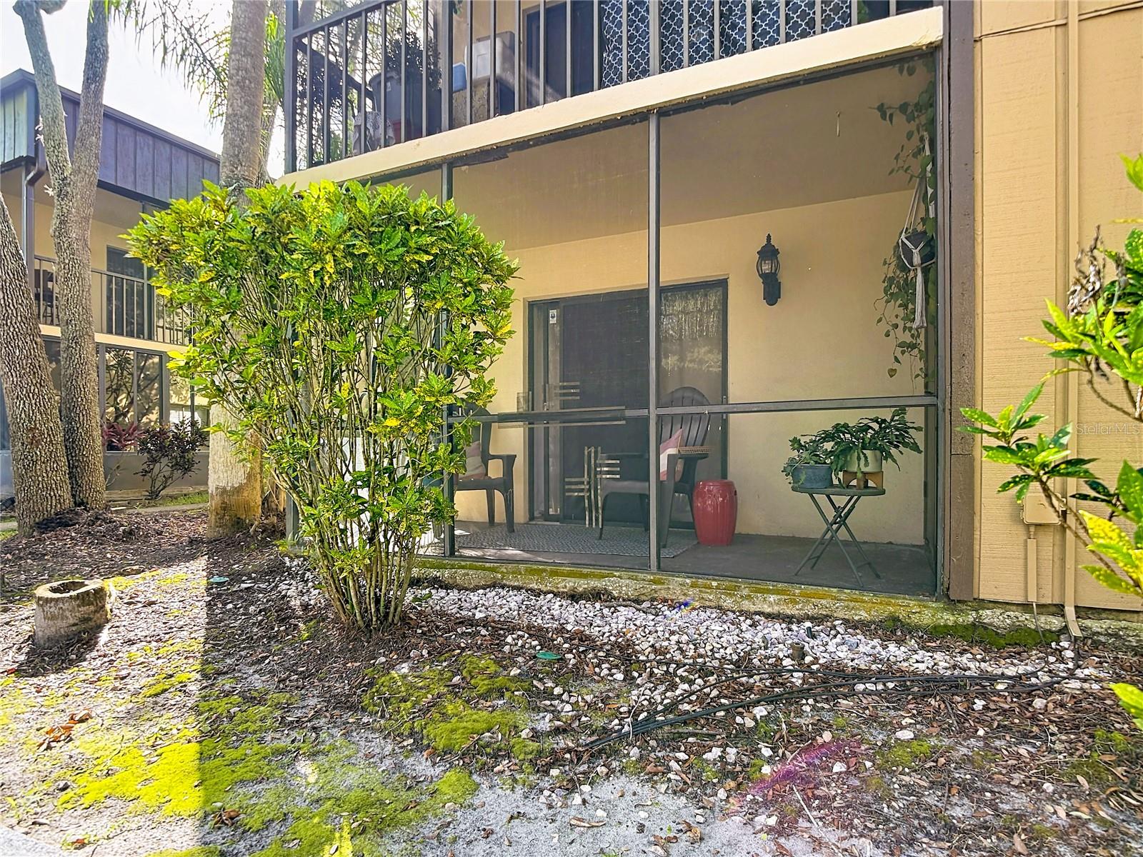 RAINTREE VILLAGE CONDO N - Residential