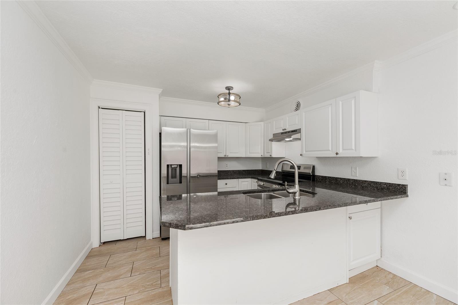 FOUNTAINBLEAU ROYALE - Residential