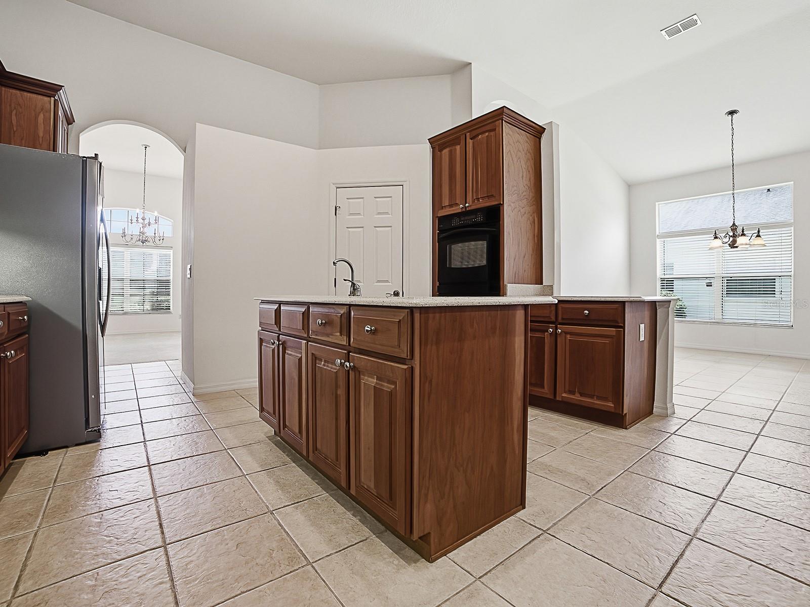 PLANTATION AT LEESBURG CHANTICLEER VILLAGE L - Residential