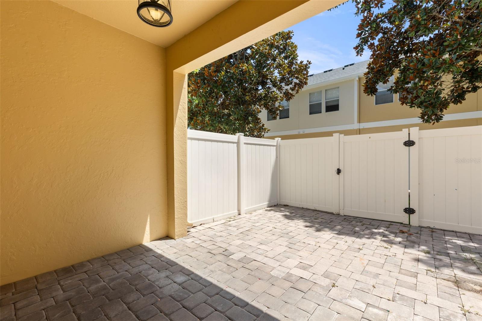 OASIS COVE I/LAKESIDE VILLAGE PH 01 - Residential