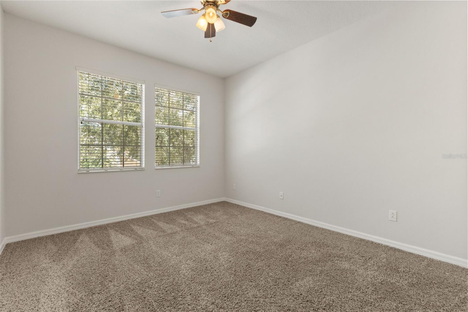 OASIS COVE I/LAKESIDE VILLAGE PH 01 - Residential