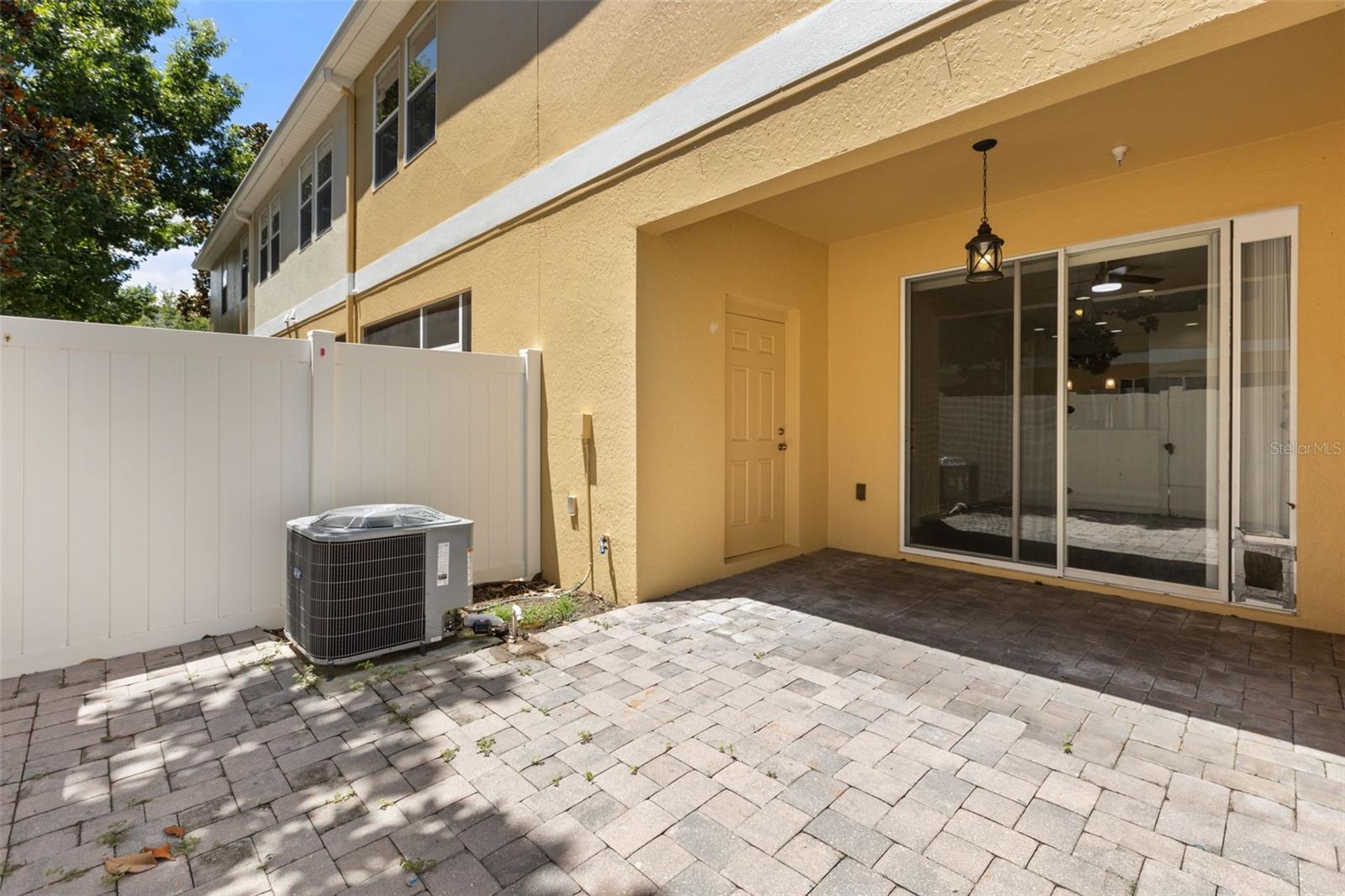 OASIS COVE I/LAKESIDE VILLAGE PH 01 - Residential