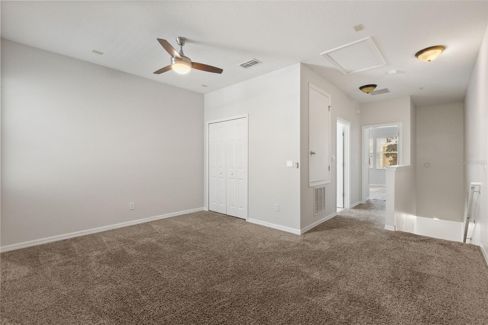 OASIS COVE I/LAKESIDE VILLAGE PH 01 - Residential