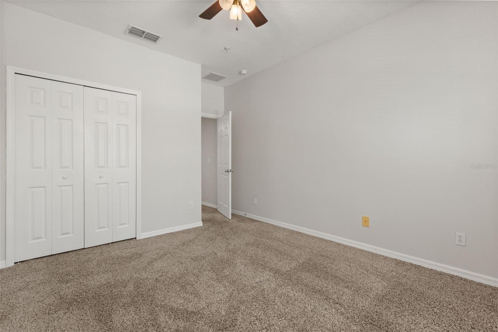 OASIS COVE I/LAKESIDE VILLAGE PH 01 - Residential